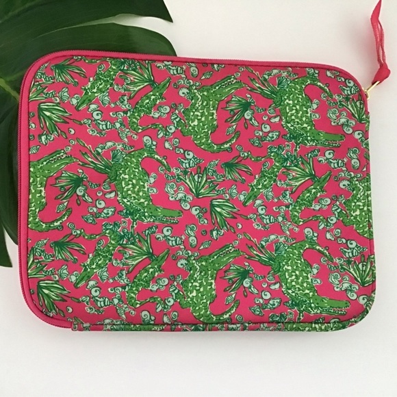 Lilly Pulitzer Ipad Tablet Sleeve Cover Case Neoprene Pink Green Soft Zip Close - Picture 1 of 5